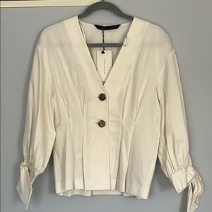 ZARA WOMAN Cream Blouse with Button Details. MEDIUM